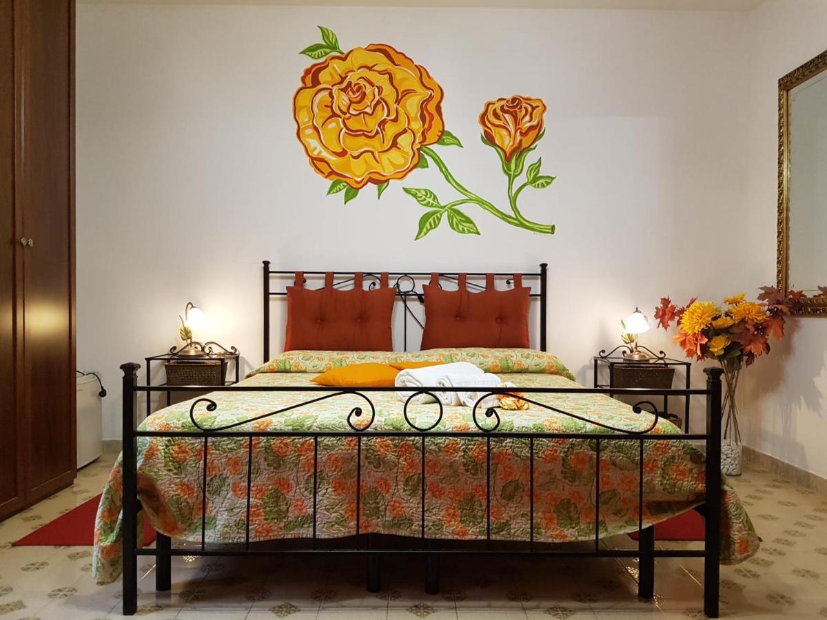 Casnate Con Bernate B&B Villa Mirella المظهر الخارجي الصورة