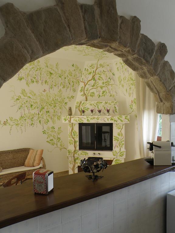 Casnate Con Bernate B&B Villa Mirella المظهر الخارجي الصورة
