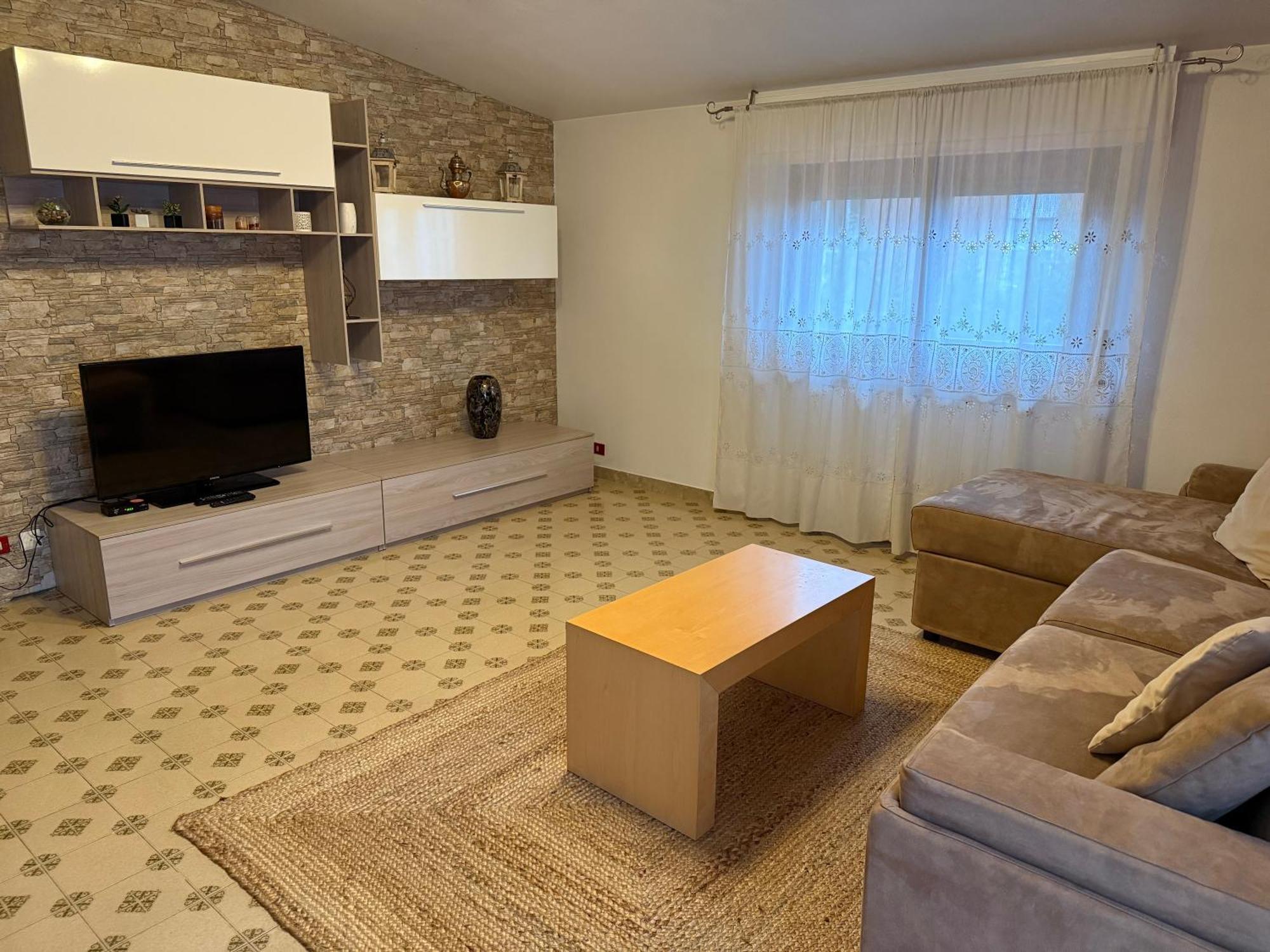 Casnate Con Bernate B&B Villa Mirella المظهر الخارجي الصورة